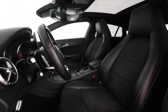 Mercedes Benz Cla Shooting Brake image 6