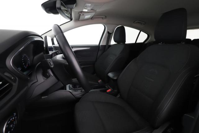 Ford Focus image 7