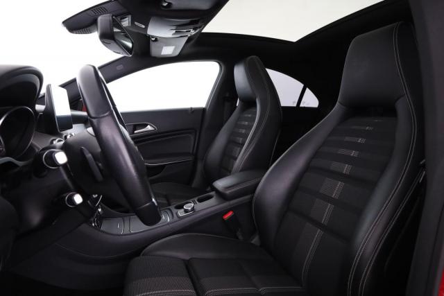 Mercedes Benz Cla image 2