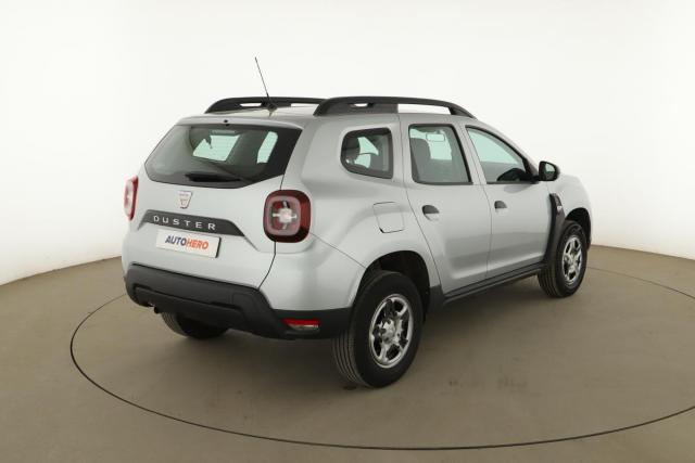 Dacia Duster image 2