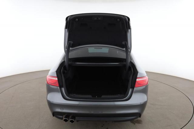 Jaguar Xf image 3