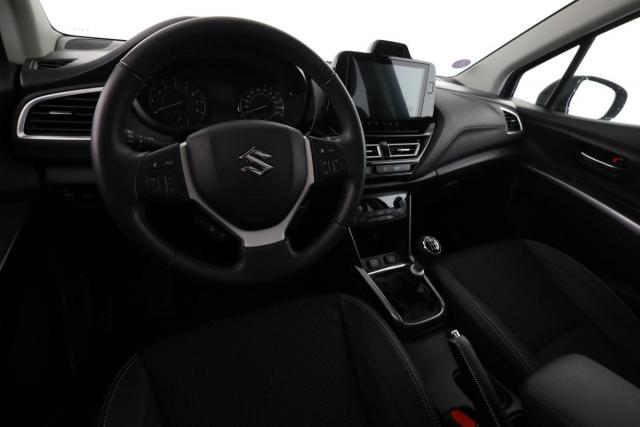 Suzuki S-Cross image 6