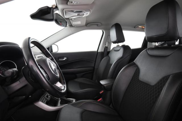 Jeep Compass image 9