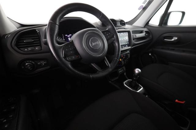Jeep Renegade image 4