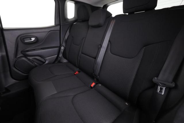 Jeep Renegade image 8