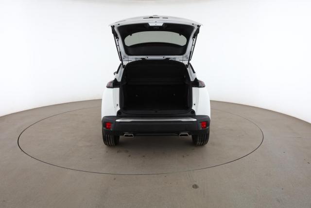 Peugeot 2008 image 9