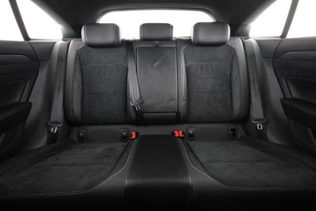Volkswagen Arteon image 7