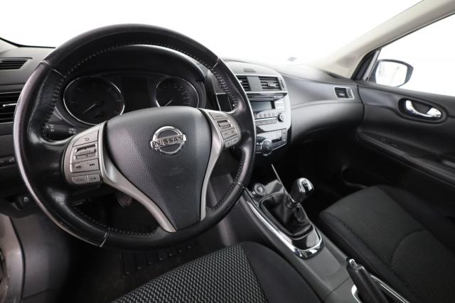 Nissan Pulsar image 1