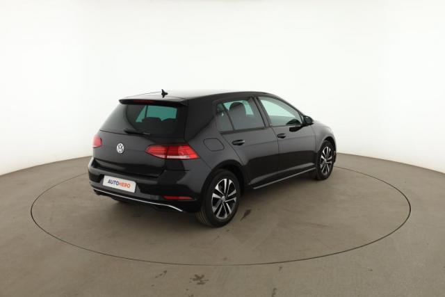 Volkswagen Golf image 1