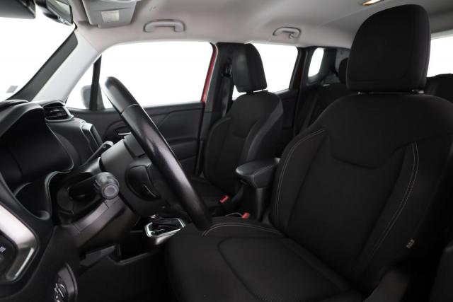 Jeep Renegade image 3