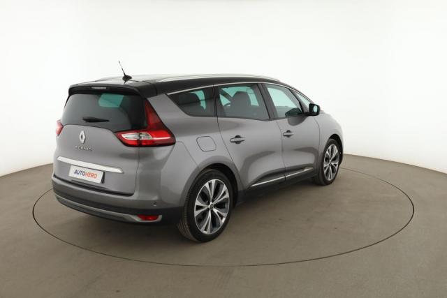 Renault Grand Scénic image 9