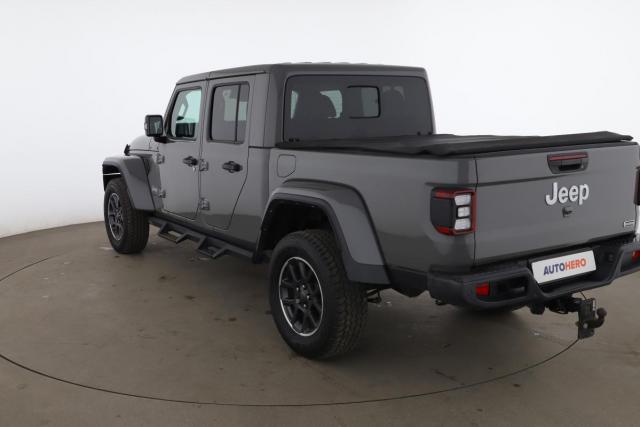 Jeep Gladiator image 8