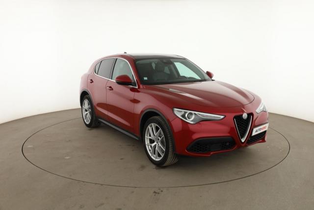 Alfa Romeo Stelvio image 1