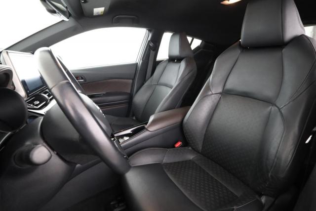 Toyota C-Hr image 4