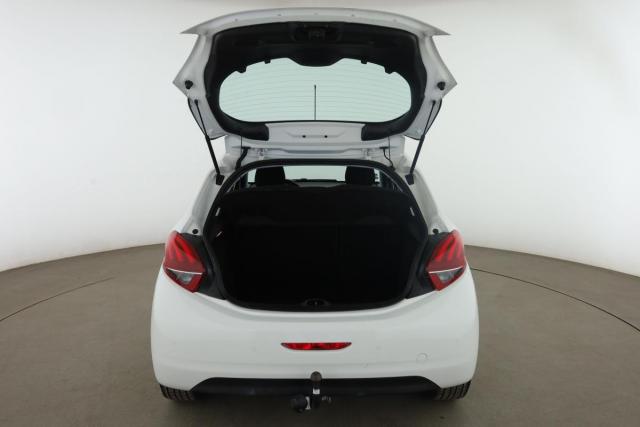 Peugeot 208 image 3