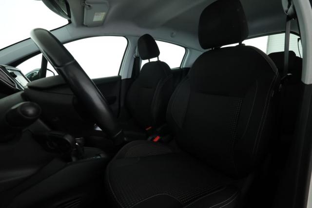 Peugeot 208 image 7