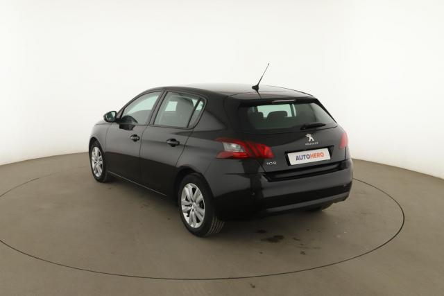 Peugeot 308 image 8