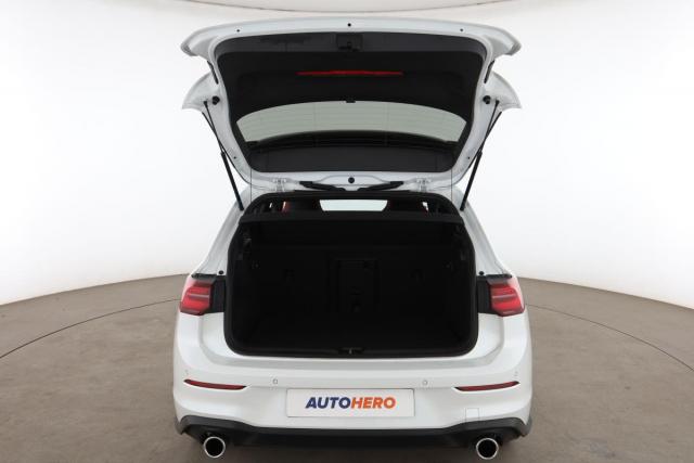 Volkswagen Golf image 6