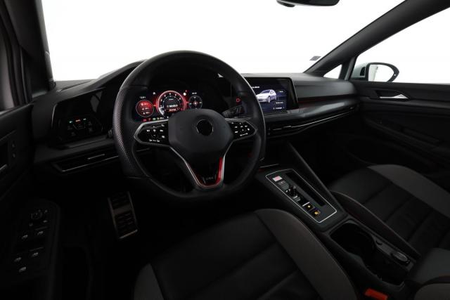 Volkswagen Golf image 4