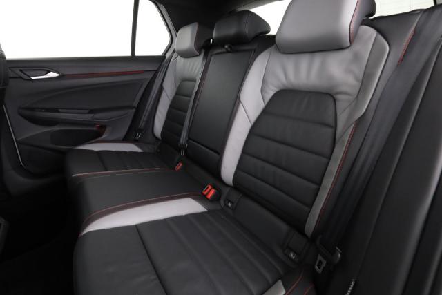Volkswagen Golf image 5