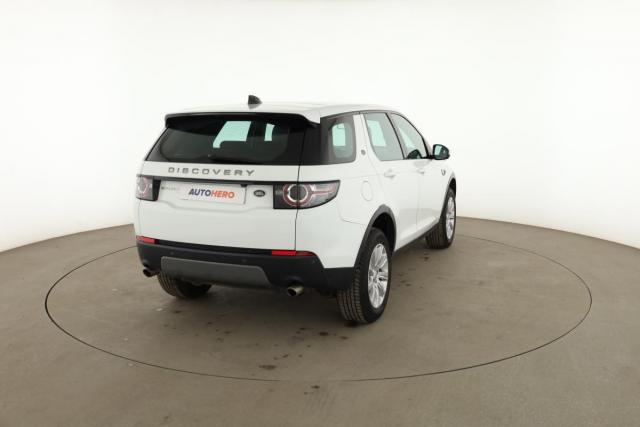 Land Rover Discovery Sport image 1