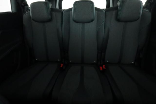 Peugeot 5008 image 5
