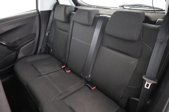 Peugeot 208 image 2