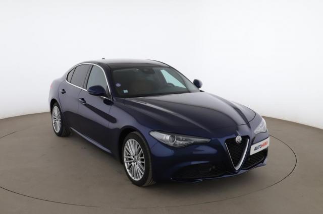 Alfa Romeo Giulia image 8