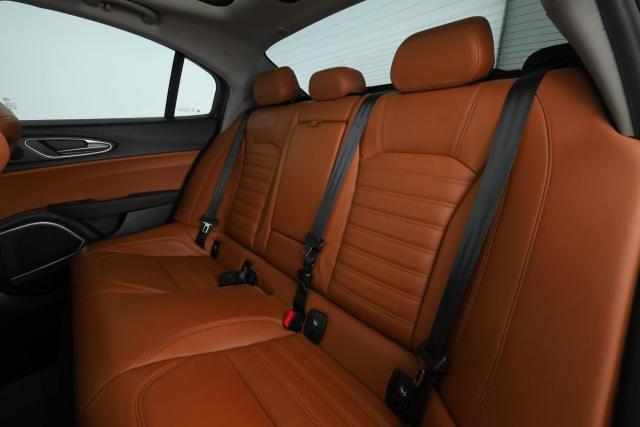 Alfa Romeo Giulia image 1