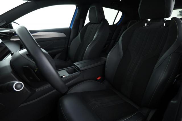 Peugeot 308 image 8