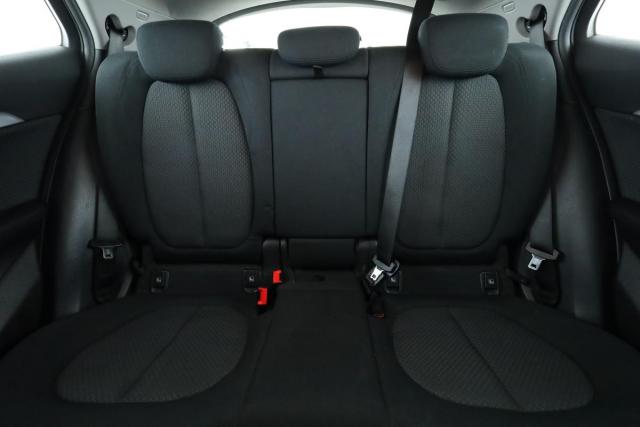 Bmw X1 image 1