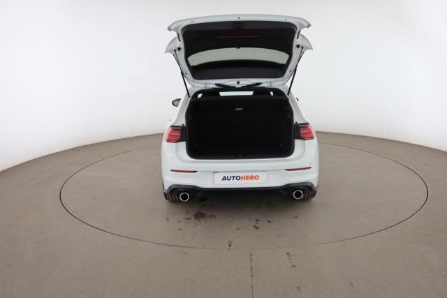 Volkswagen Golf image 5