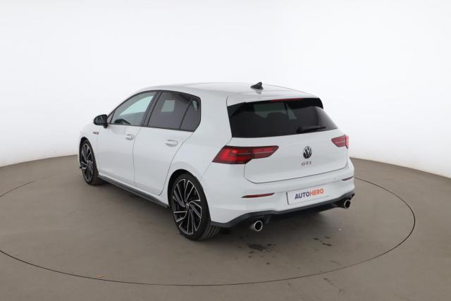 Volkswagen Golf image 7