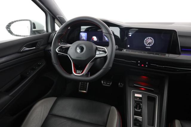 Volkswagen Golf image 2