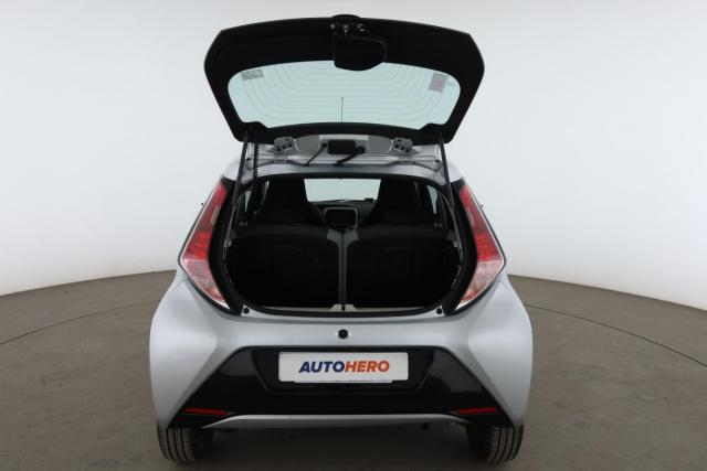 Toyota Aygo image 6