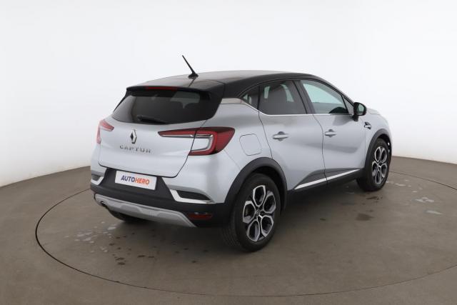 Renault Captur image 1