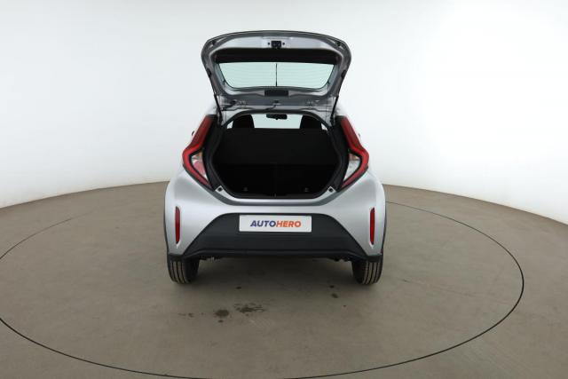 Toyota Aygo X image 2