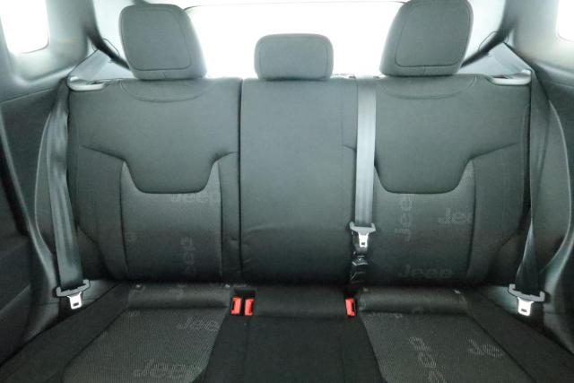 Jeep Renegade image 1