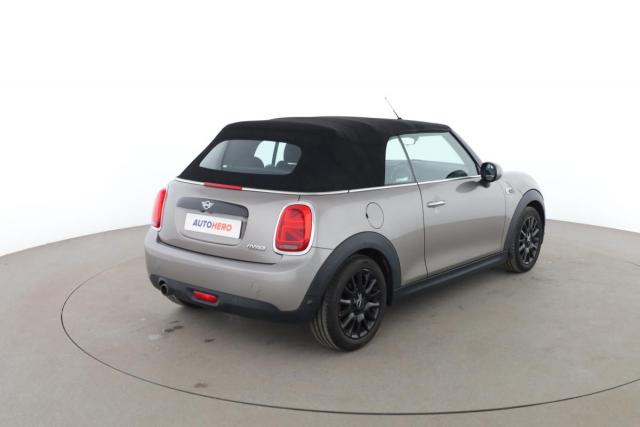 Mini Cabrio image 2