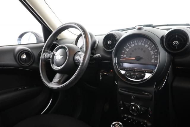 Mini Countryman image 3