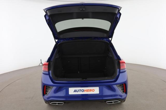 Volkswagen T-Roc image 9