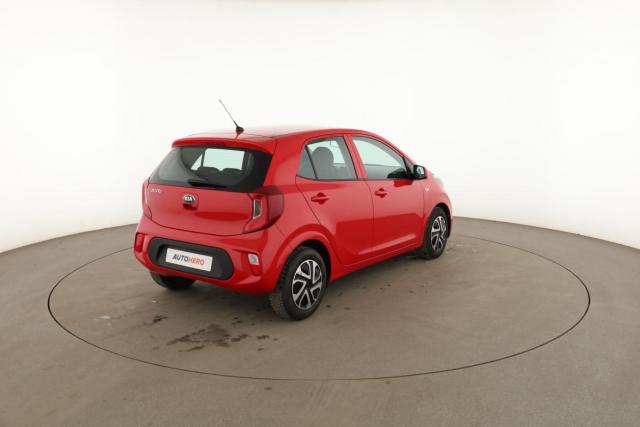 Kia Picanto image 7