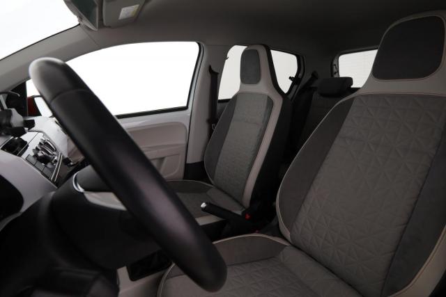 Volkswagen Up! image 7