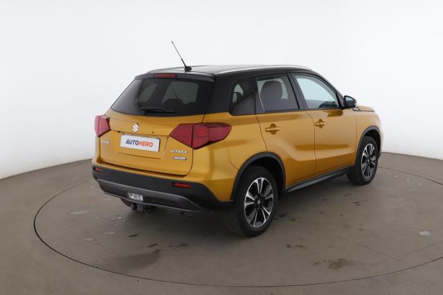Suzuki Vitara image 5
