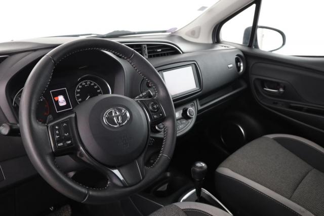 Toyota Yaris image 7