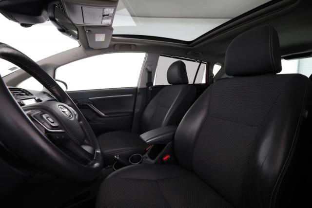 Toyota Verso image 2