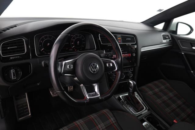 Volkswagen Golf image 7