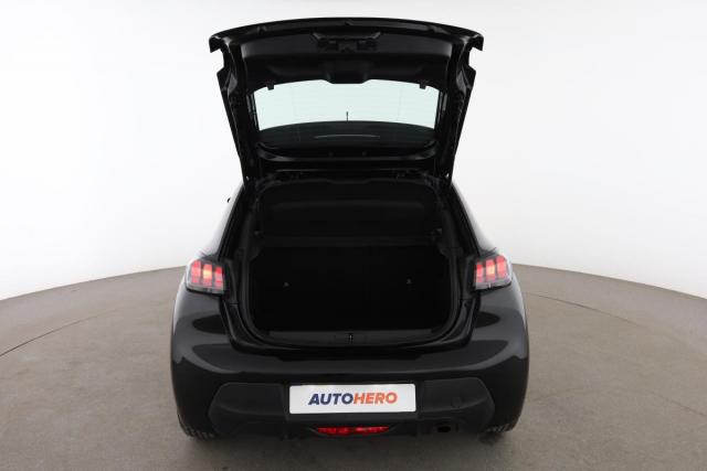 Peugeot 208 image 2