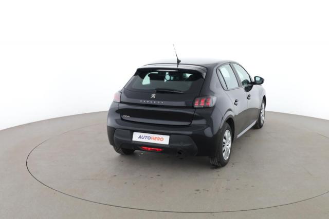 Peugeot 208 image 9