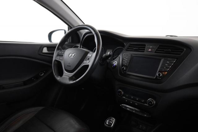 Hyundai Coupé image 1